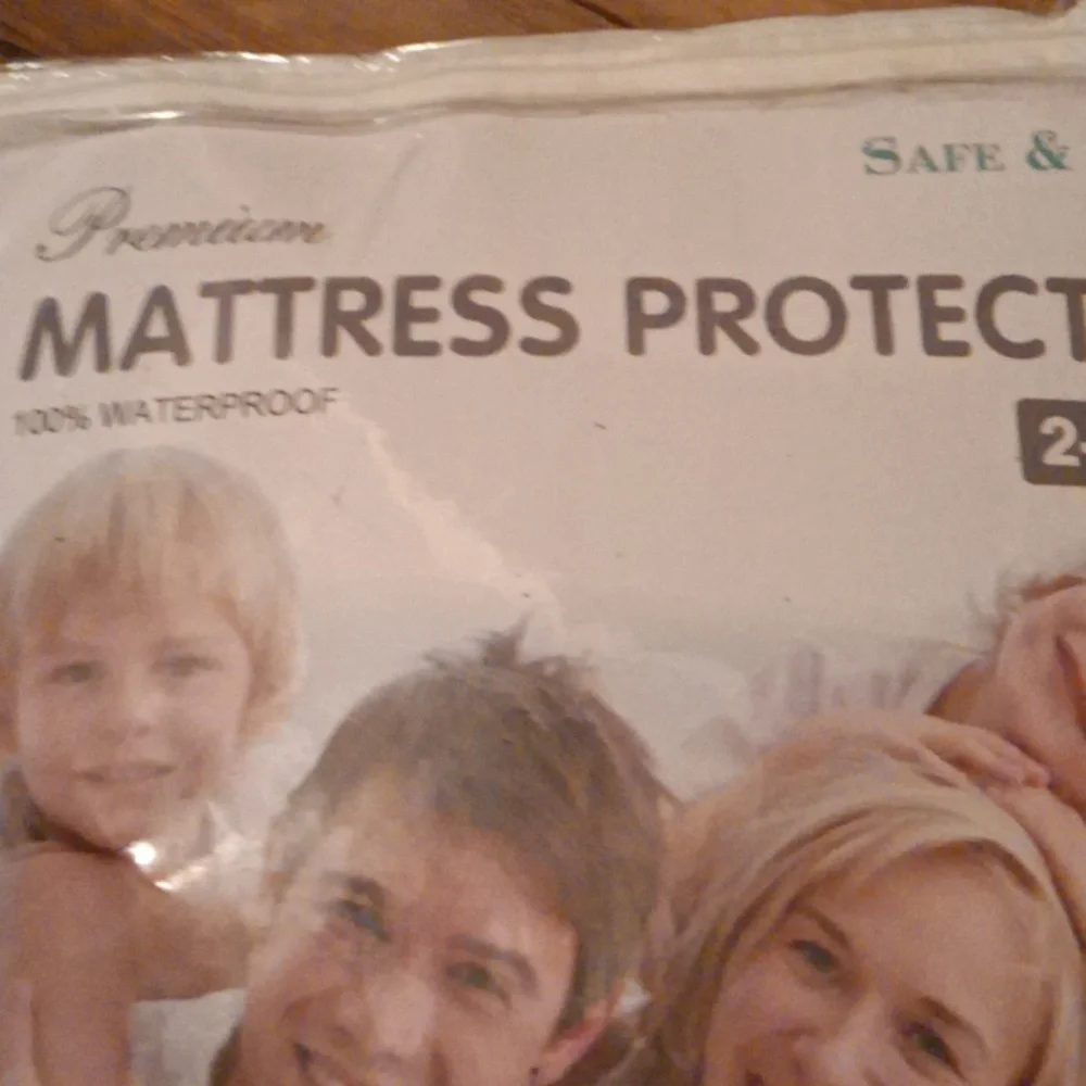 Premium mattress protector